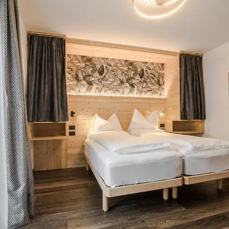 Marilena ホテル 3*