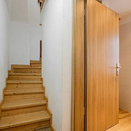 Marilena ホテル アラッバ