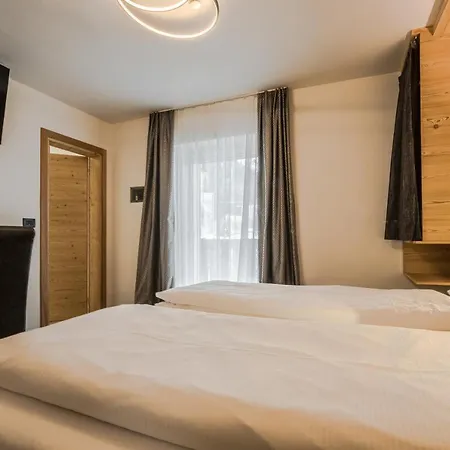 Marilena Hotel 3*