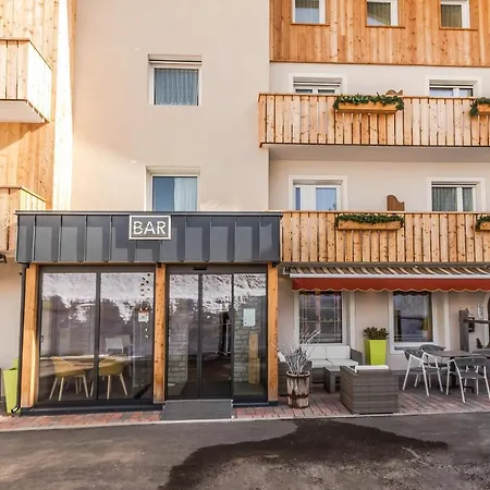 Marilena Hotel 3*